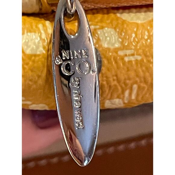 Nine & Co. Nine West Women’s Trifold Wallet Gold with Circles Brown Trim 7.5x4.5 - Picture 8 of 10